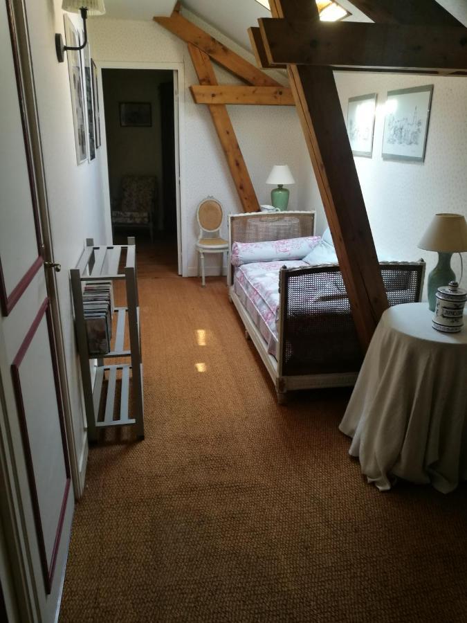 Bed and Breakfast chez Zaza à Stigny Extérieur photo